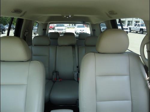 Chrysler Aspen SLT 25 Other