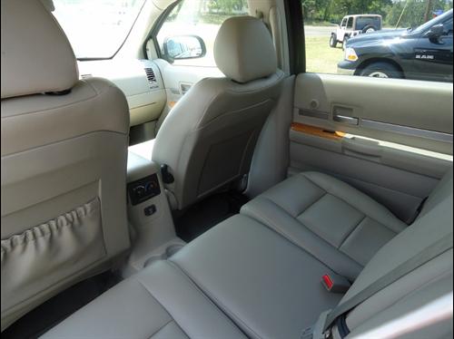 Chrysler Aspen 2008 photo 5