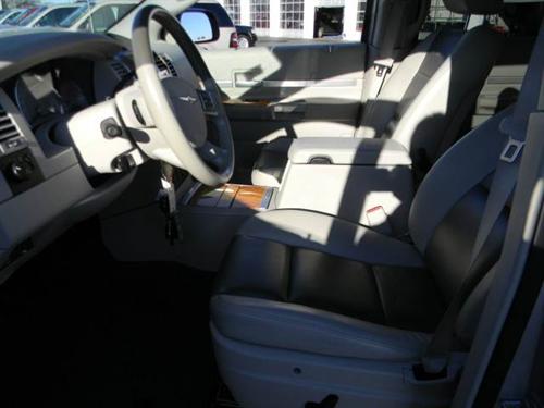 Chrysler Aspen 2008 photo 1