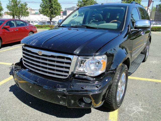 Chrysler Aspen 2009 photo 1