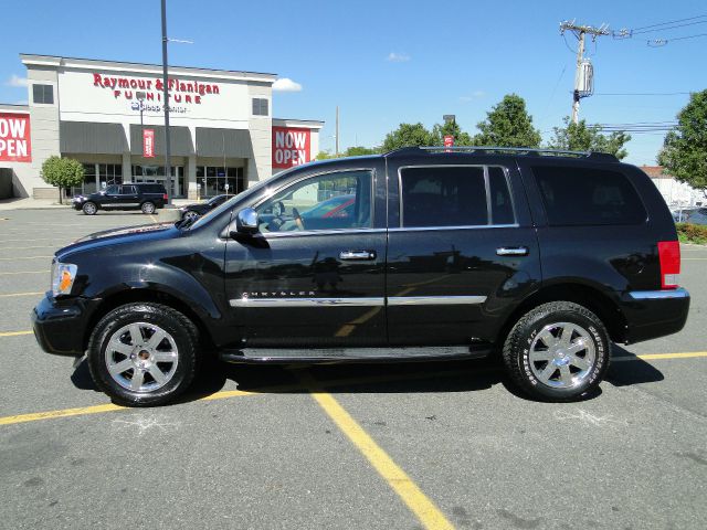 Chrysler Aspen 2009 photo 3