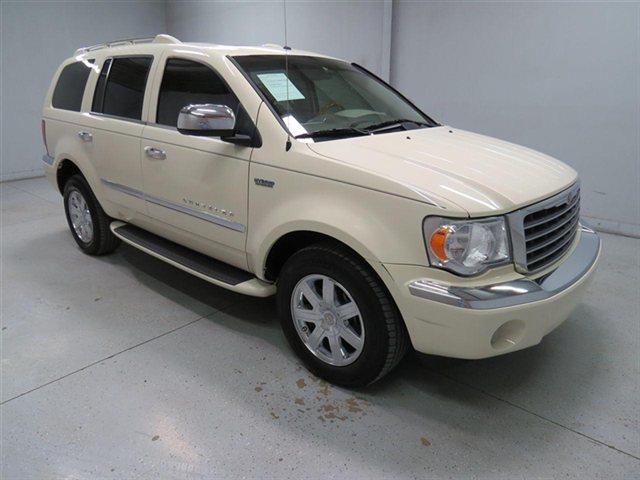 Chrysler Aspen 2009 photo 4