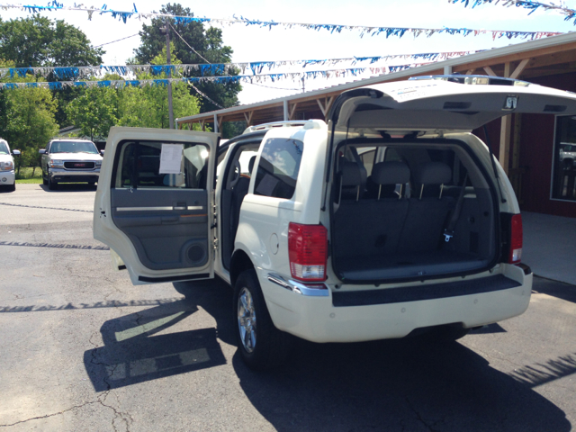 Chrysler Aspen 2009 photo 1