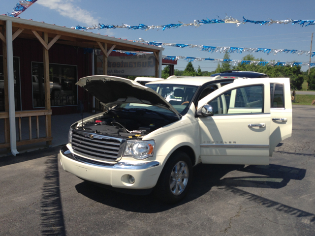 Chrysler Aspen 2009 photo 7