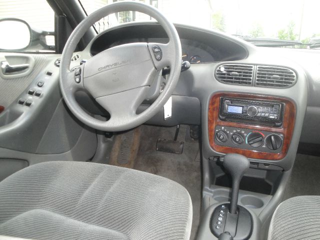 Chrysler Cirrus 1995 photo 10