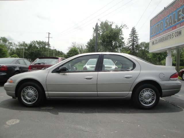 Chrysler Cirrus 1995 photo 2