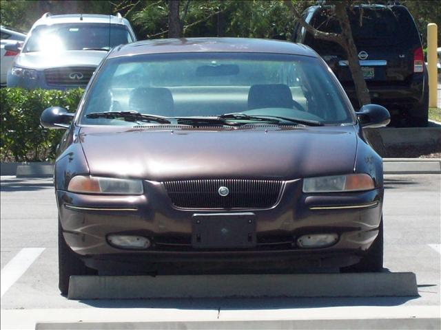 Chrysler Cirrus 1997 photo 2
