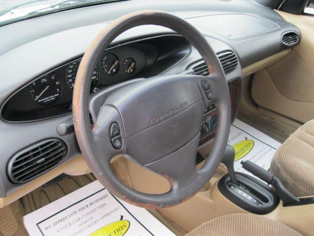 Chrysler Cirrus 1997 photo 2