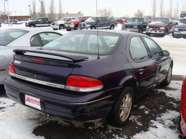 Chrysler Cirrus Unknown Sedan
