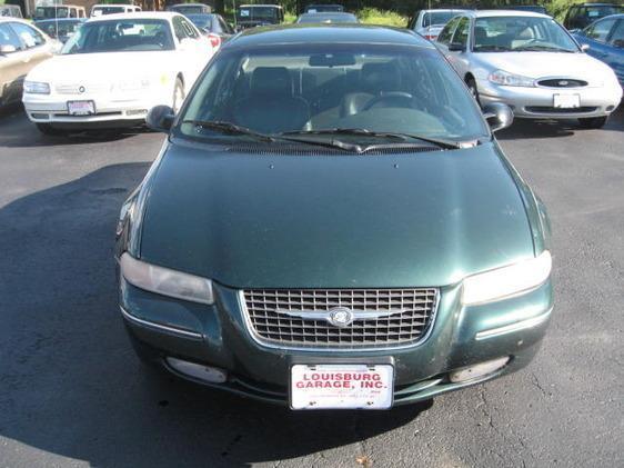 Chrysler Cirrus S Sedan Under FULL Factory Warranty Sedan