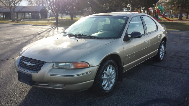 Chrysler Cirrus 2000 photo 1