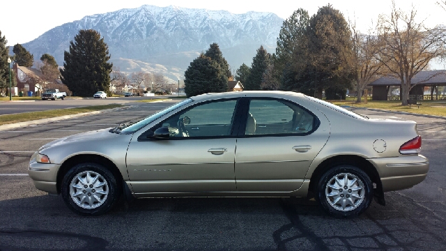 Chrysler Cirrus 2000 photo 4