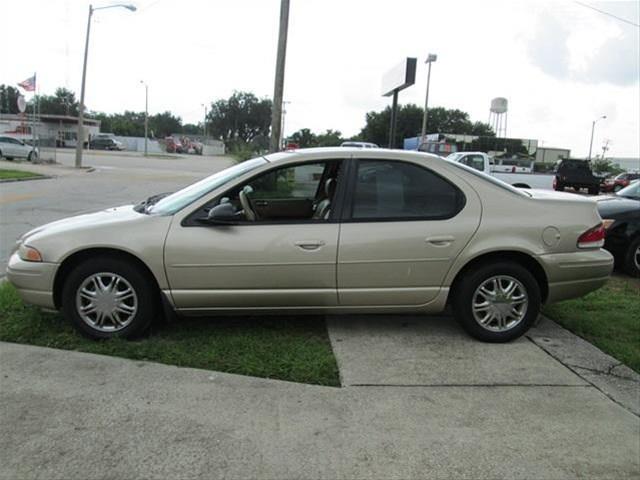 Chrysler Cirrus 2000 photo 2