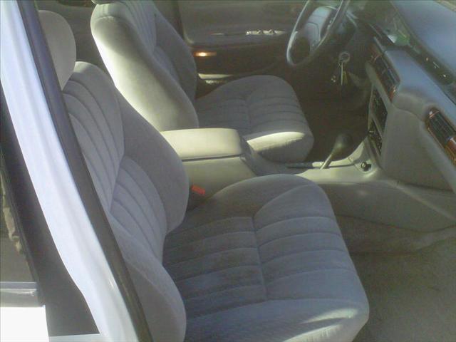 Chrysler Concorde 1994 photo 2