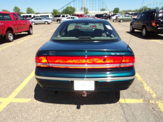 Chrysler Concorde 1996 photo 1