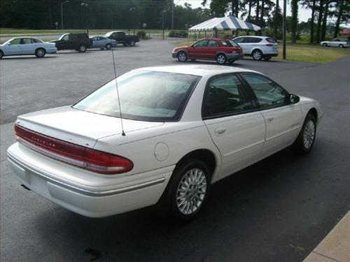 Chrysler Concorde 1997 photo 3