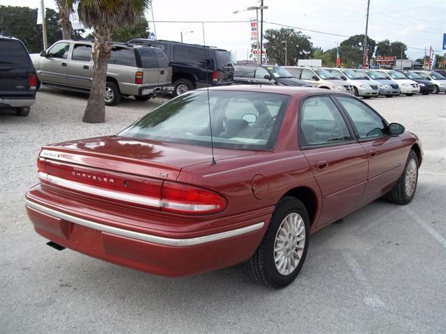Chrysler Concorde 1997 photo 4