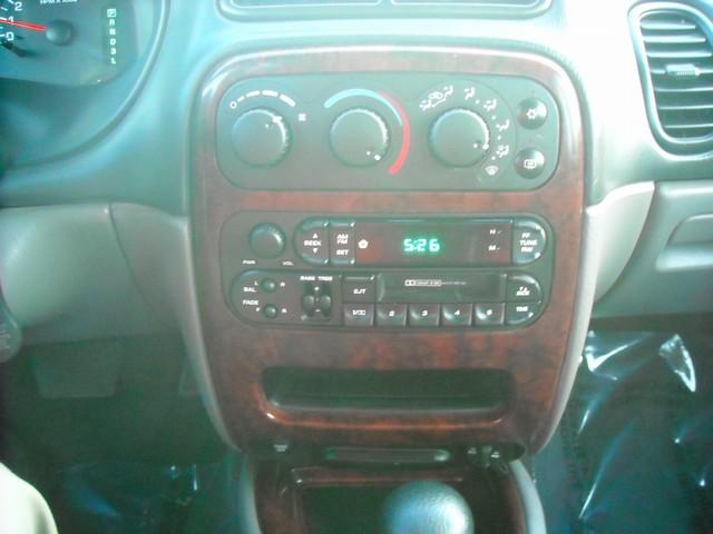 Chrysler Concorde 1998 photo 3