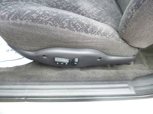 Chrysler Concorde 1999 photo 2