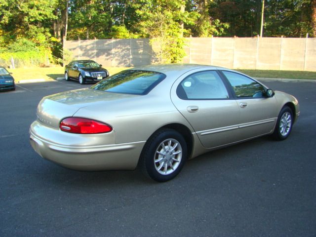Chrysler Concorde 2000 photo 1
