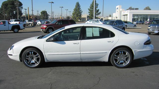 Chrysler Concorde 2001 photo 3