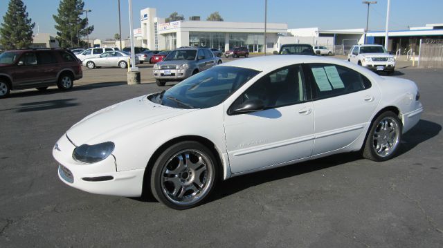 Chrysler Concorde 2001 photo 4