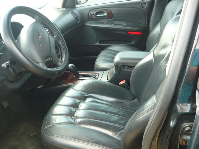 Chrysler Concorde 2002 photo 2