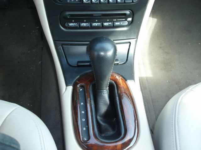 Chrysler Concorde 2002 photo 1