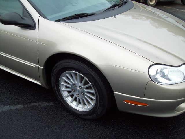 Chrysler Concorde 2002 photo 0