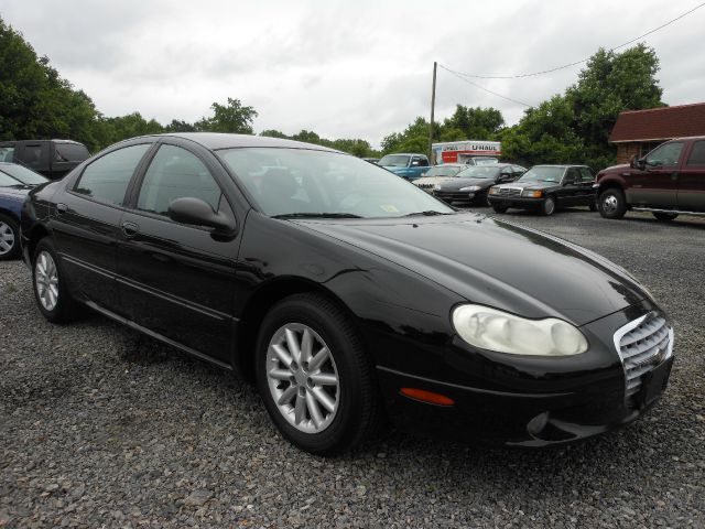 Chrysler Concorde 2002 photo 2