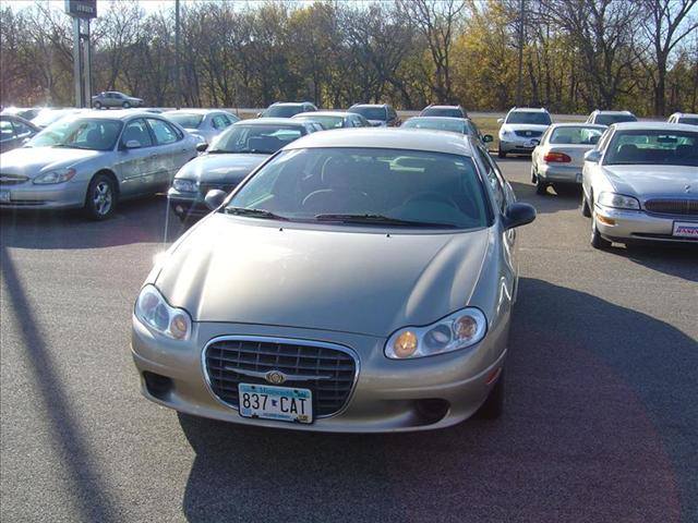 Chrysler Concorde 2004 photo 1