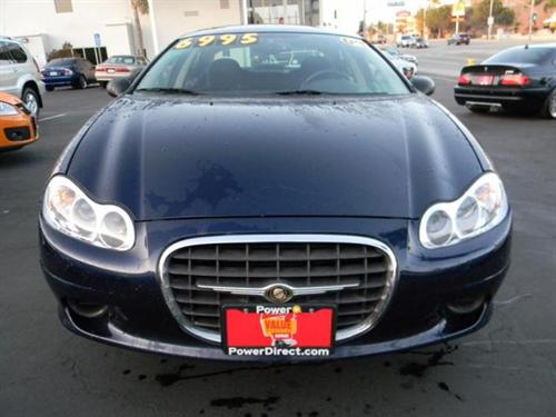 Chrysler Concorde 2004 photo 2