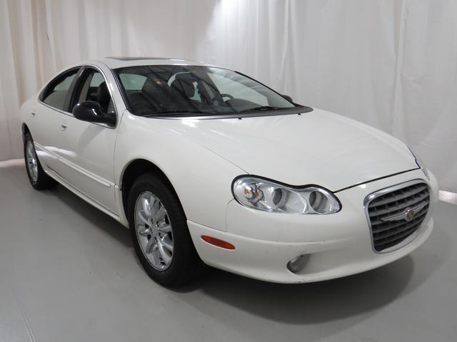 Chrysler Concorde 2004 photo 2