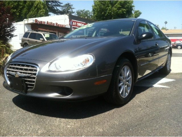 Chrysler Concorde 2004 photo 1