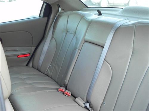 Chrysler Concorde 2004 photo 2