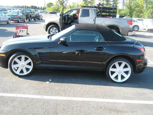 Chrysler Crossfire 2005 photo 2