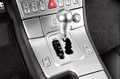 Chrysler Crossfire 2005 photo 2