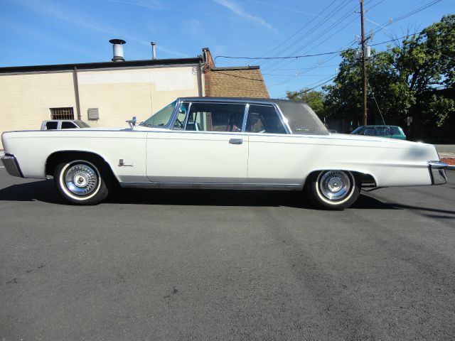 Chrysler Crown Imperial 1964 photo 1
