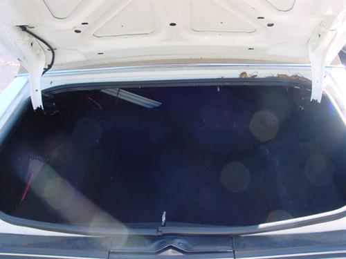 Chrysler Fifth Avenue 1987 photo 2