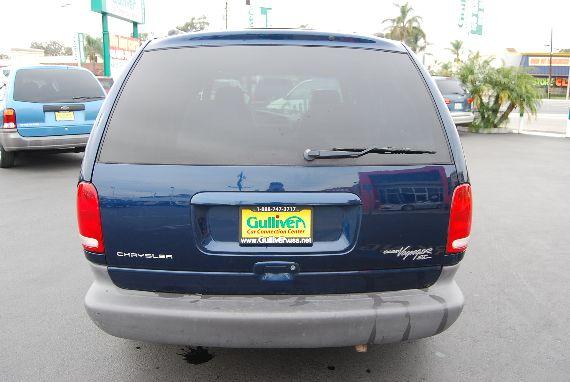 Chrysler Grand Voyager 2000 photo 3