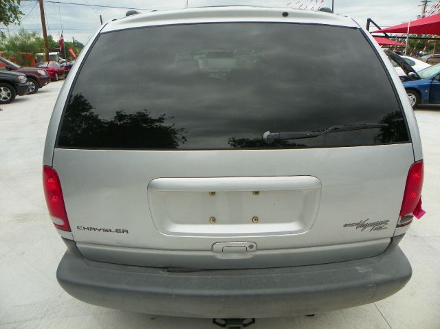Chrysler Grand Voyager 2000 photo 3