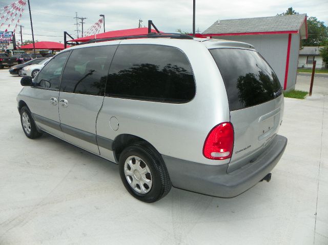 Chrysler Grand Voyager 2000 photo 4