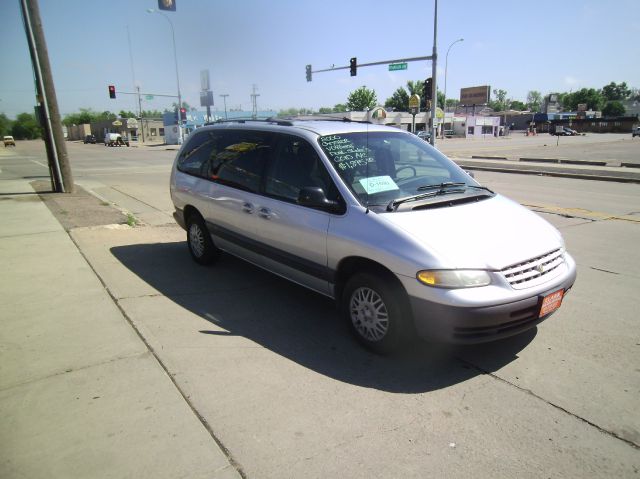 Chrysler Grand Voyager 2000 photo 4
