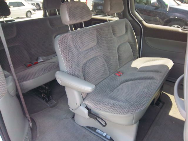 Chrysler Grand Voyager 2000 photo 5
