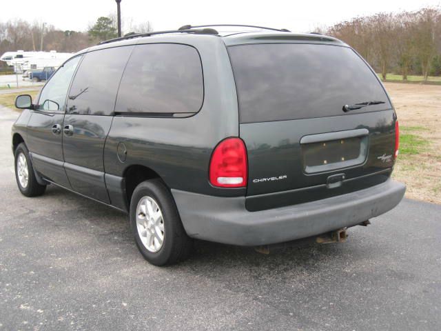 Chrysler Grand Voyager 2000 photo 4