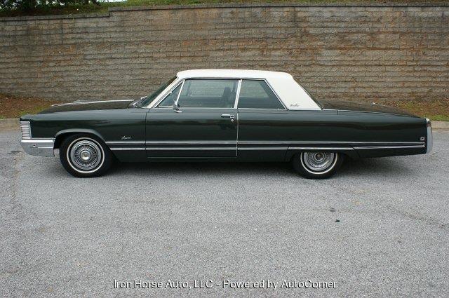 Chrysler Imperial Crown Coupe 1968 photo 1