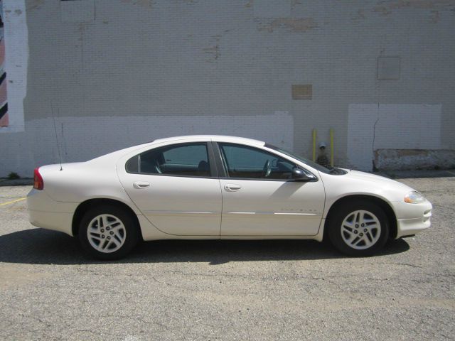 Chrysler Intrepid 2000 photo 3