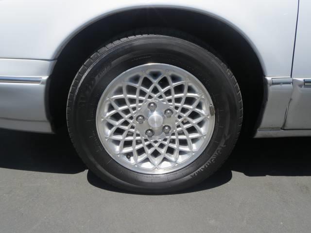 Chrysler LHS Unknown Sedan