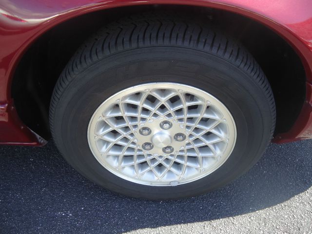 Chrysler LHS 1996 photo 4