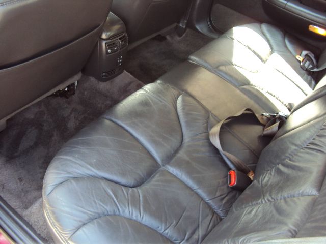 Chrysler LHS 1997 photo 1